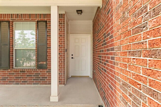 Foto del edificio - 13935 Maleewan Ln