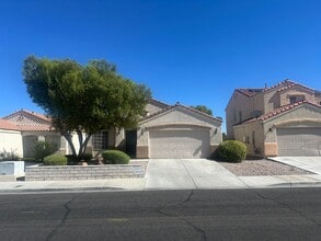 Building Photo - 7832 Wavering Pine Dr