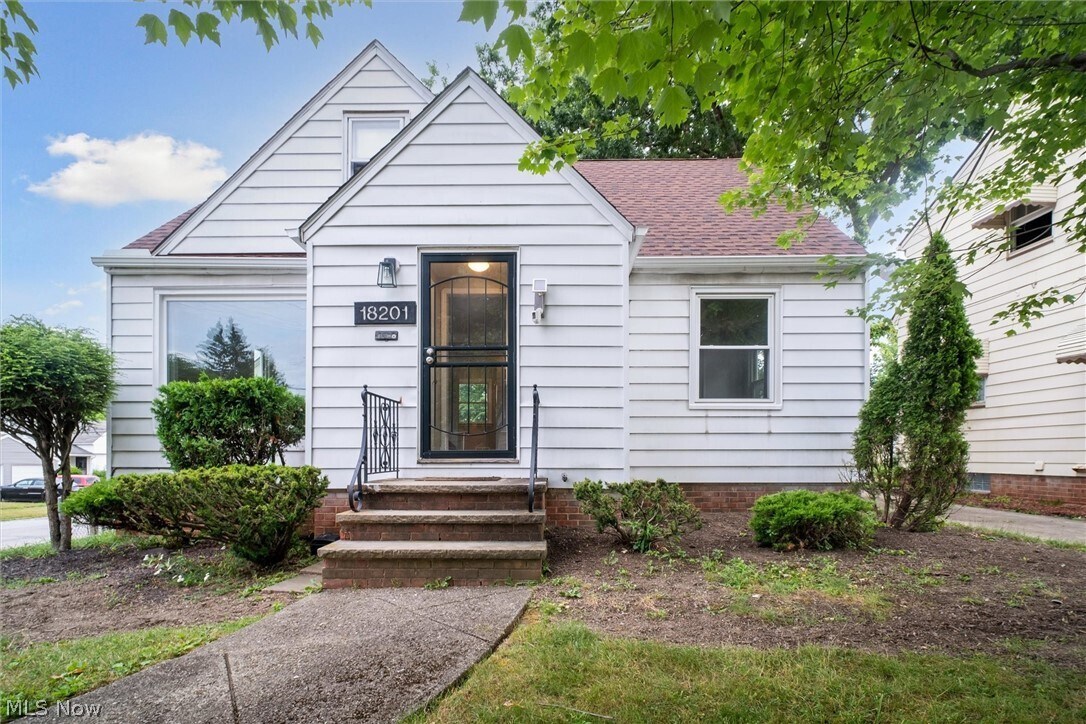 18201 Maple Heights Blvd, Maple Heights, OH 44137 House Rental in