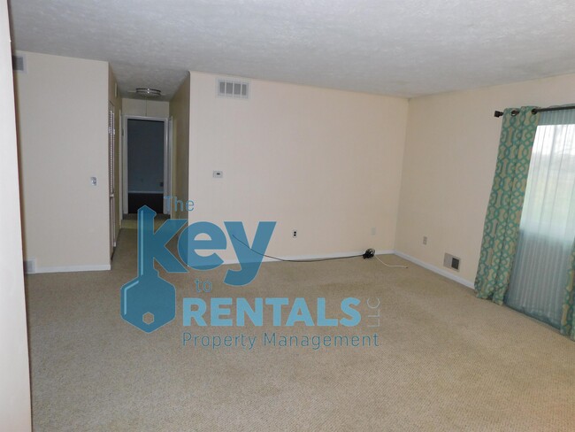 Foto del edificio - 447 Eastbrooke Ln