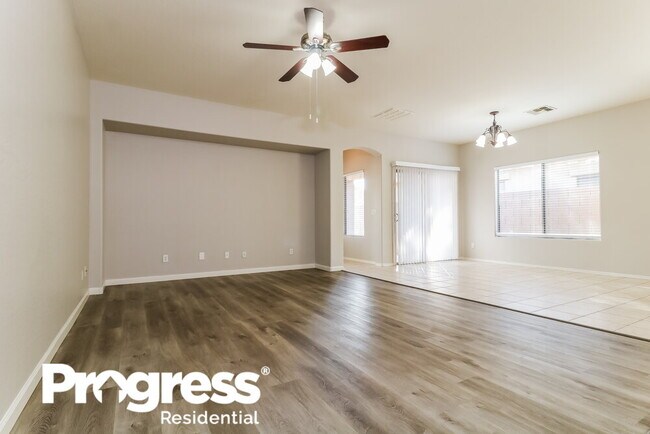 Foto del edificio - 8721 W Whyman Ave