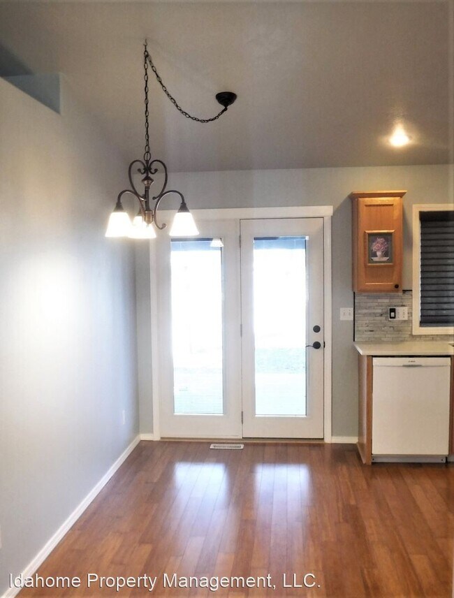 Building Photo - 3 br, 2 bath House - 784 Johnson Dr