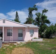 Building Photo - 586 140th Ave E