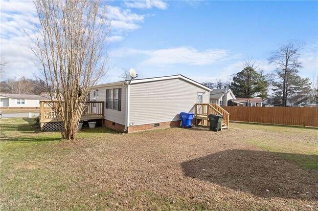 Building Photo - 216 Burnetts Way