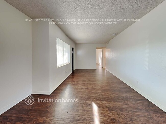 Building Photo - 8500 Jacaranda Ave
