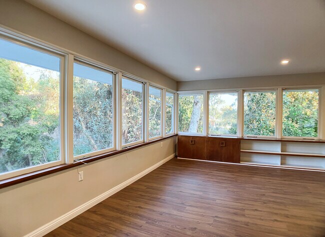 Living room - 1950 Mill Rd