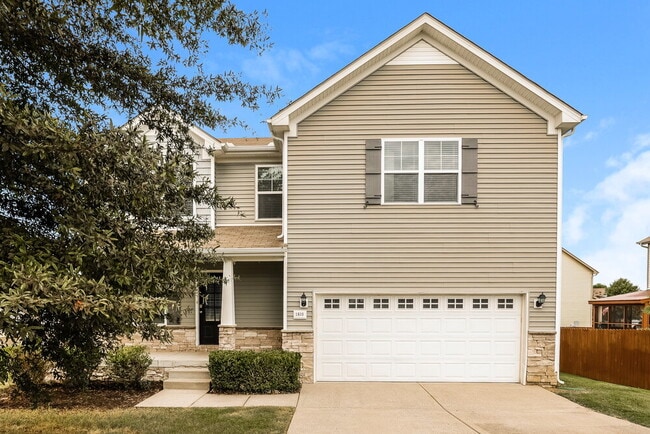 Building Photo - 1810 Colyn Avenue