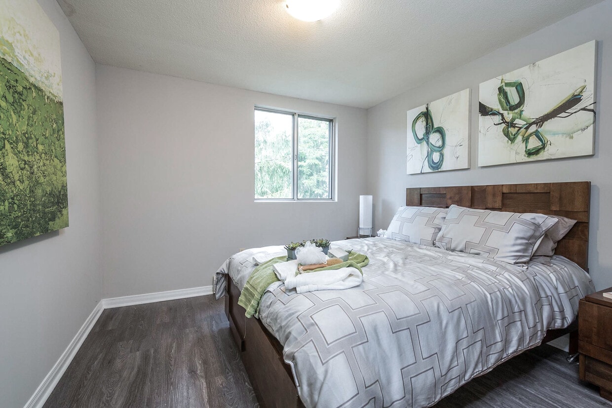 Riverside Towers Apartments - 472 6th Ave Hanover, ON | Apartments.com