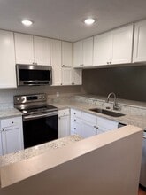Building Photo - 207 Countryplace Ln