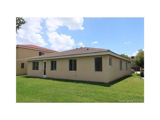 Building Photo - 20455 NW 8th Ct