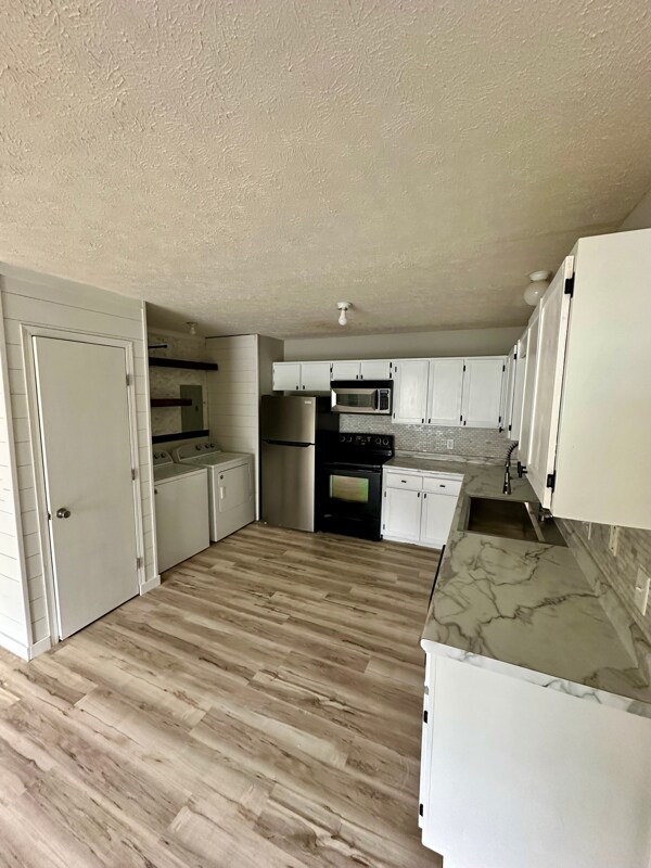 Foto del edificio - 1107 Becky Ln