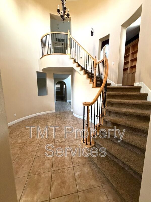 Foto del edificio - 6832 Salvaterra Cir