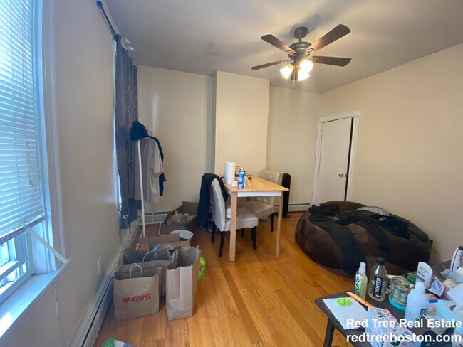 Foto del edificio - 49 Cameron St