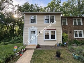 Building Photo - 2816 Raymond Ct