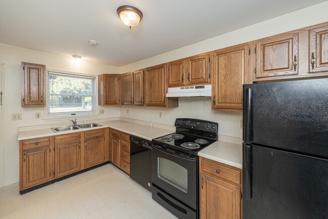 Building Photo - 60 Riggs Dr