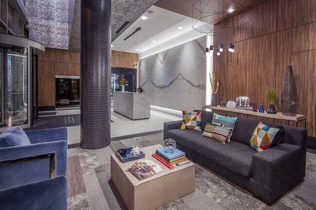 Foto del edificio - 633 N Wells St