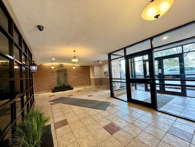 Building Photo - 68-20 Selfridge St