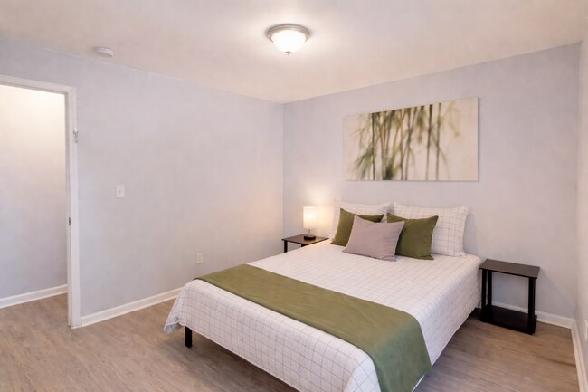 Foto del edificio - 4449 Malibu Dr