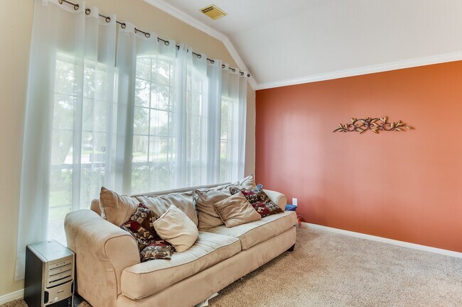 Foto del edificio - 317 Vantage Pointe Cir