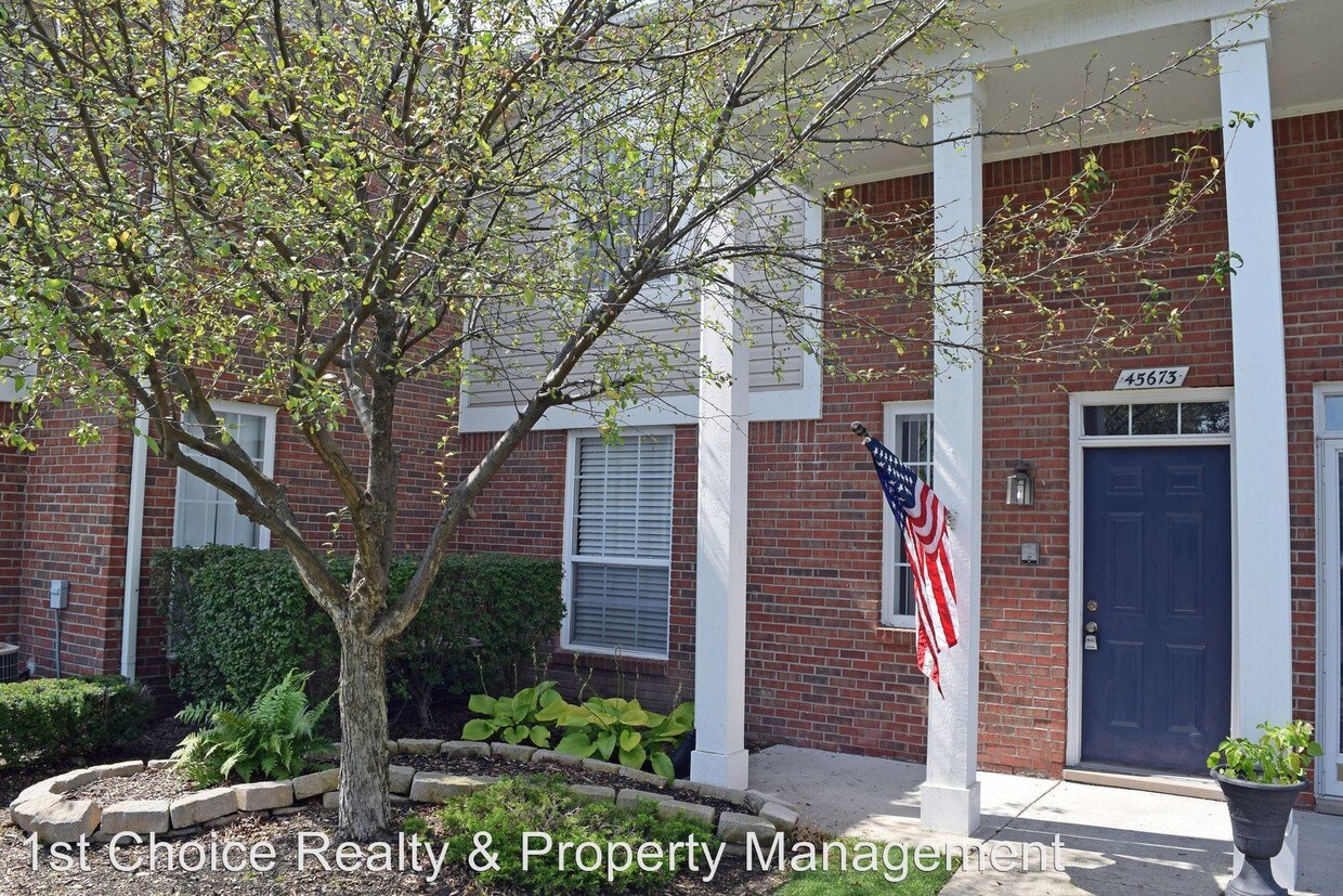 45673 Heather Ridge Dr, MI 48044 House for Rent in MI