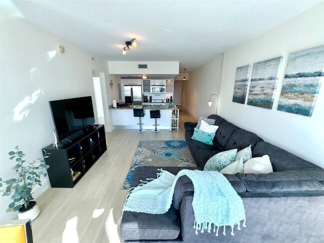 Foto del edificio - 185 SW 7th St