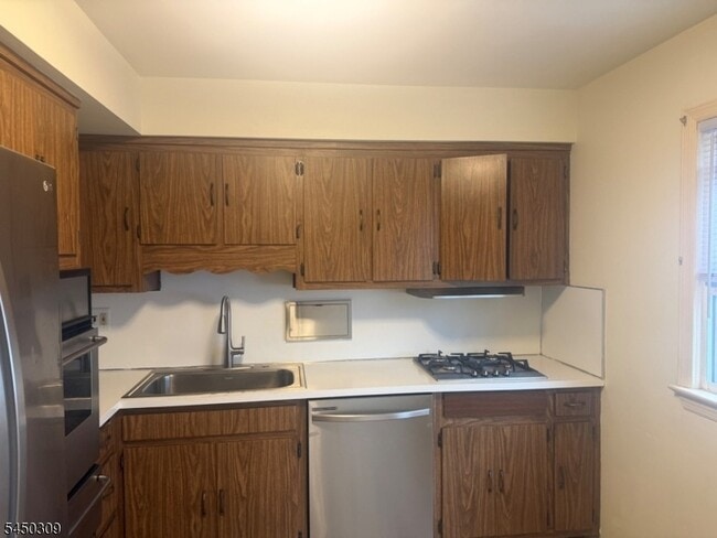 Photo - 43 Oakwood Avenue Unit 1 Apartment