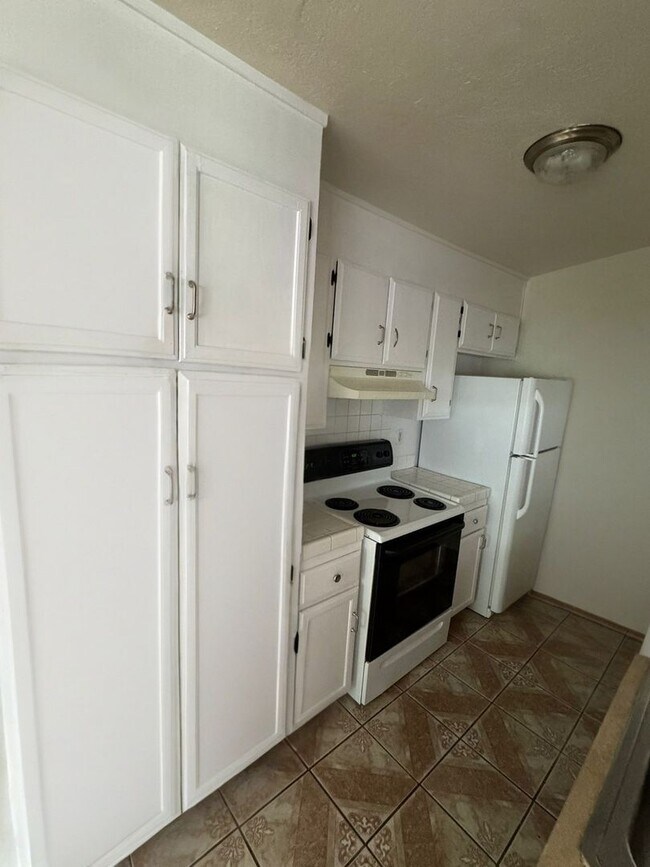 Foto del edificio - Charming 2BR Townhome in Antioch