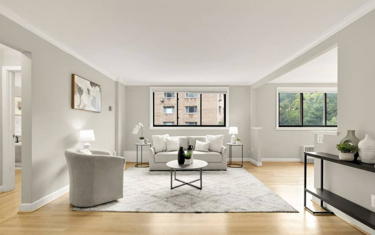 Primary Photo - 2725 39th St NW
