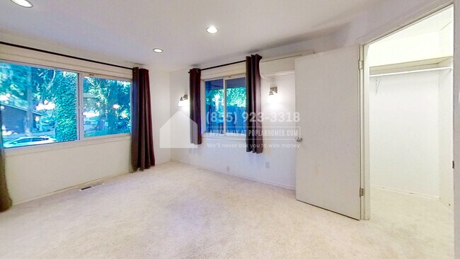 Foto del edificio - 2516 108th Ave NE