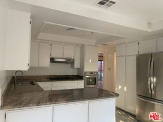 Building Photo - 10740 National Blvd