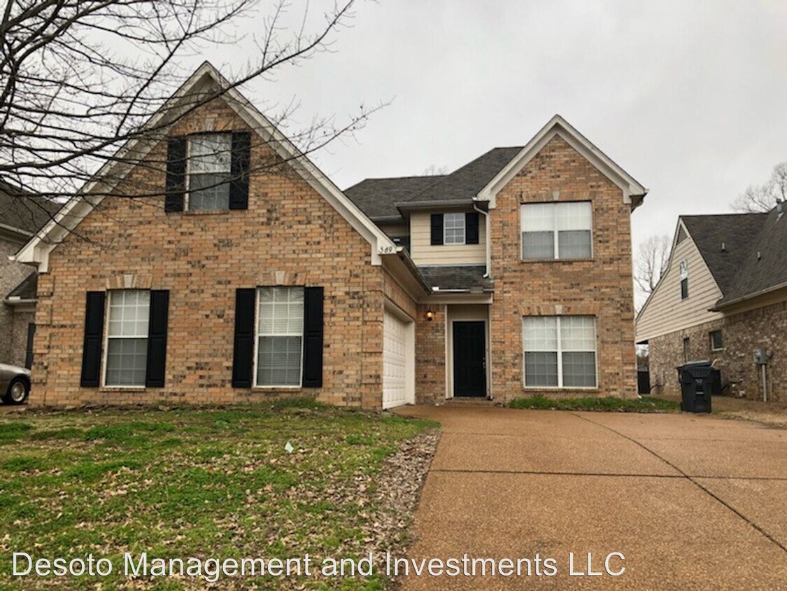 Primary Photo - 4 br, 2.5 bath House - 569 Classic