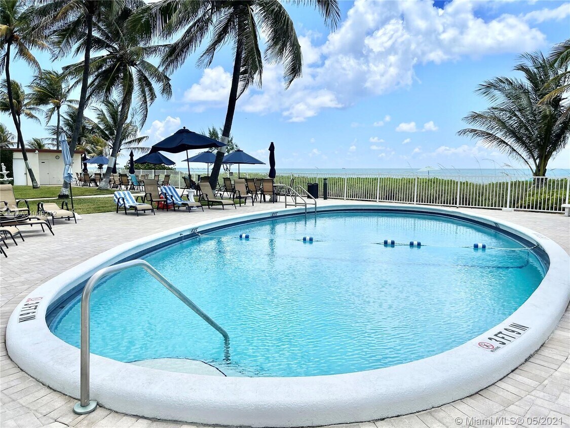 Foto principal - 1936 S Ocean Dr