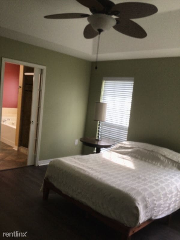 Primary Photo - 3 br, 2 bath House - 7108 Raintree Ln