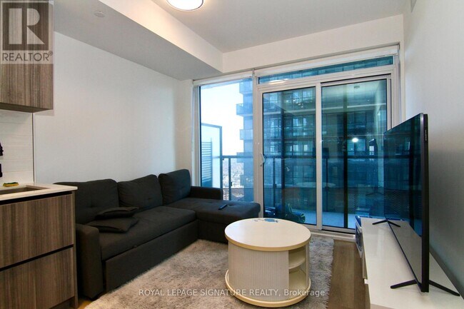 Photo du bâtiment - 117 Broadway Ave