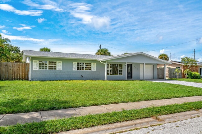 Building Photo - 406 Laurel St