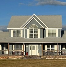 Building Photo - 2261 Poppy Ln