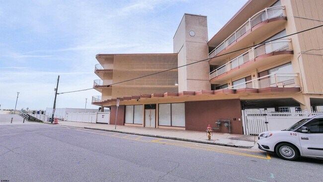 Foto del edificio - 108 S Montpelier Ave