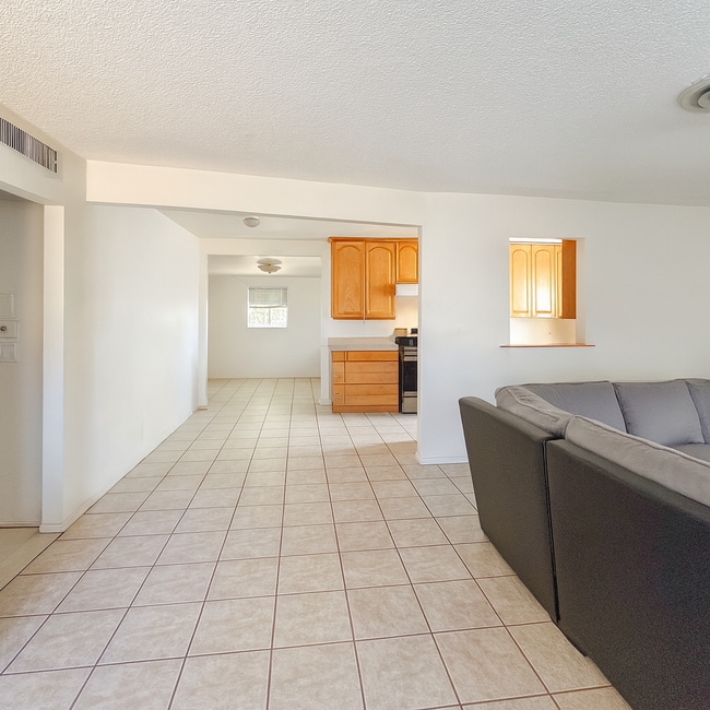 Foto del edificio - 3172 Shelley St