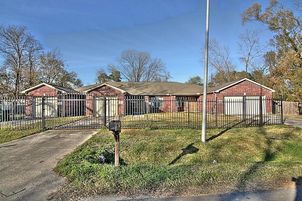 8145 Caddo Rd Unit A, Houston, TX 77078 Room for Rent in Houston, TX