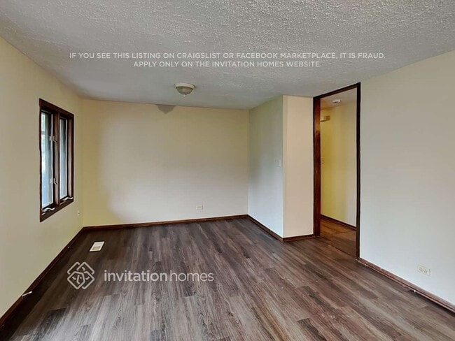 Building Photo - 16400 Sherwood Dr
