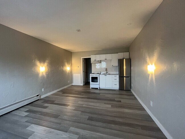 Photo du bâtiment - 401 Elmwood Dr