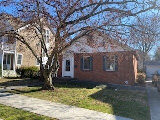 Primary Photo - 4506 Maple Ave
