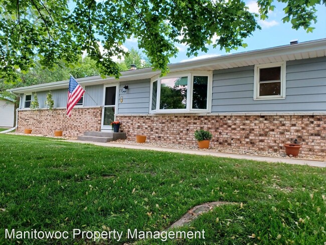 Building Photo - 3 br, 2 bath House - 327 Birch Ln