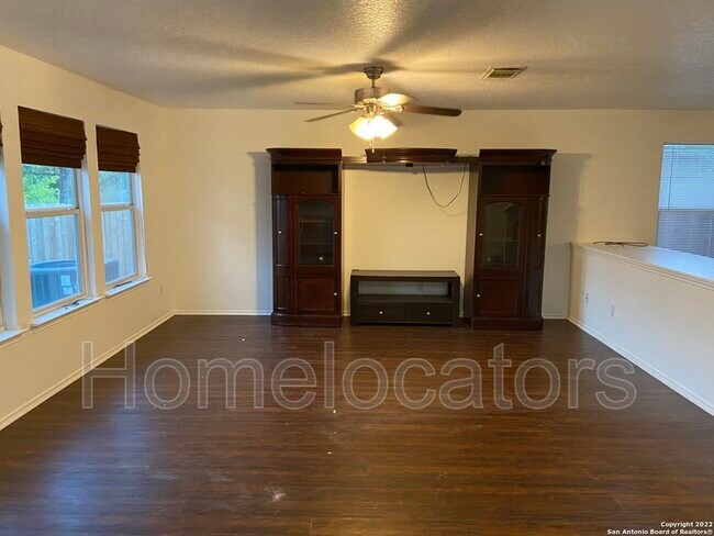 Building Photo - 306 Agency Oaks