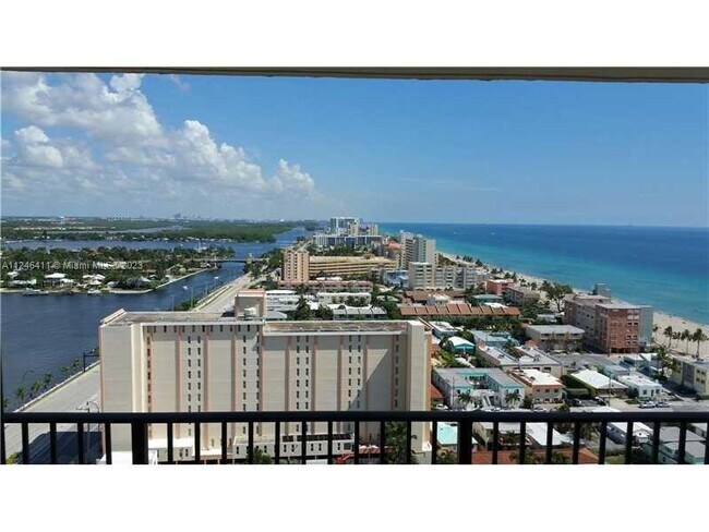Building Photo - 1201 S Ocean Dr