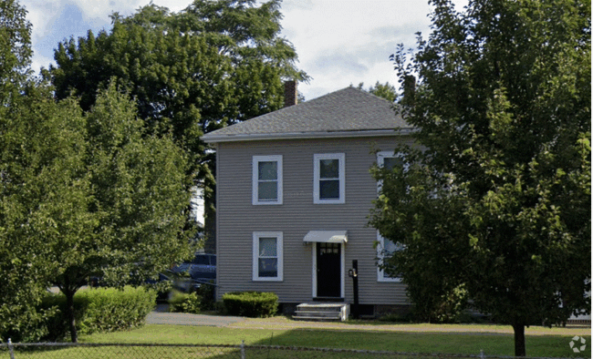 Building Photo - 309 Highland Ave