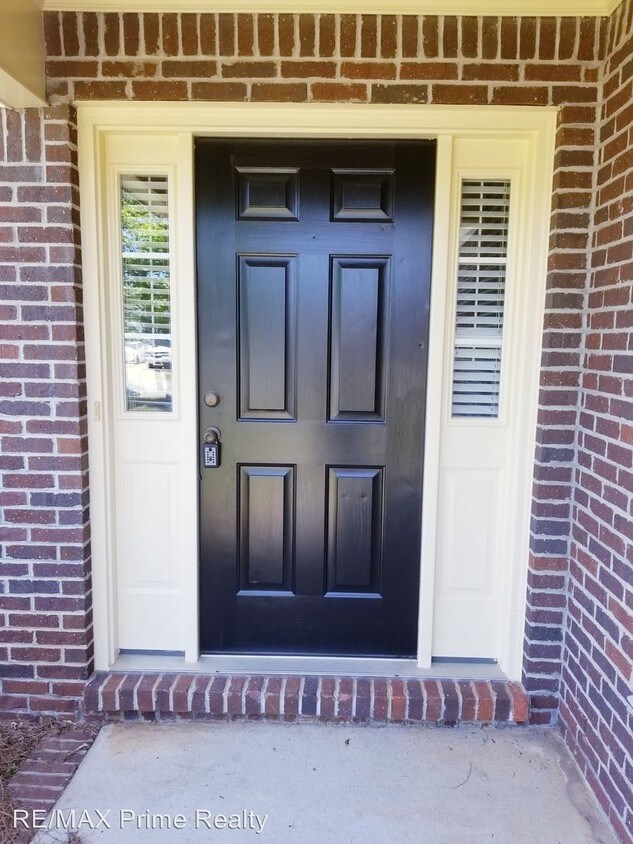 Foto principal - 3 br, 2 bath House - 8034 Sonoma Pointe Drive