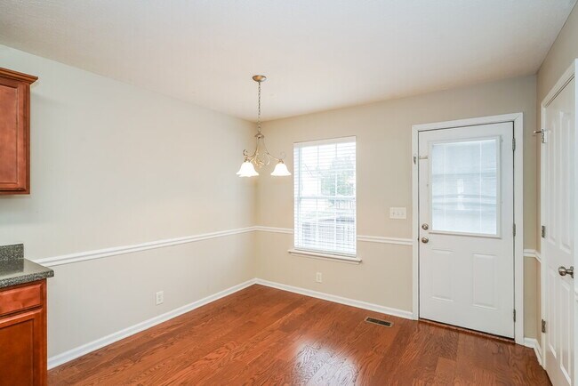 Foto del edificio - 242 Grovedale Trce