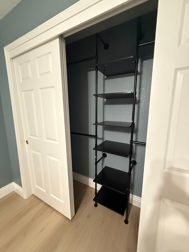 Building Photo - 137 Hopfield Dr