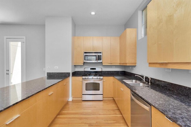Building Photo - 4339 O'Reilly
